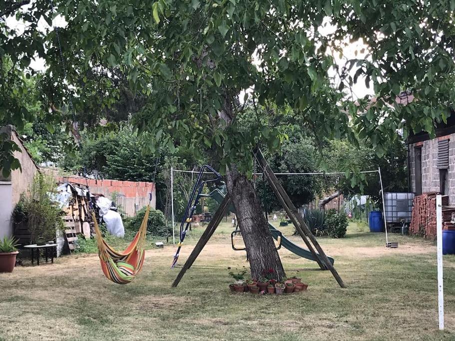 ベルリーヴ・シュル・アリエ Maison Avec Jardinヴィラ エクステリア 写真